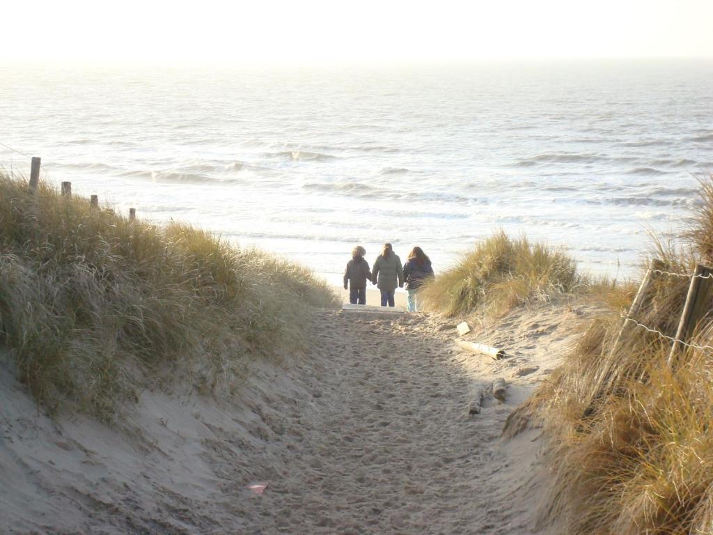 Hotel Rasch Bergen aan Zee Zewnętrze zdjęcie